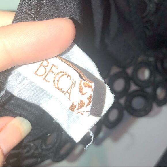 $189 Becca By Rebecca Virtue Siren Halter Circle Lace Bikini top sz Med - Picture 5 of 5